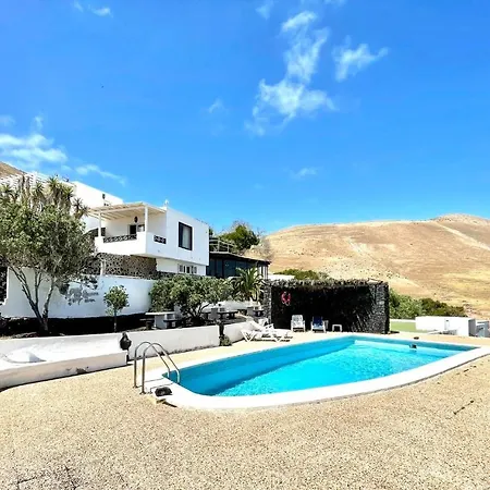 Estupendo apartamento B, con Wifi y vista a Piscina y Oceano Apartamento