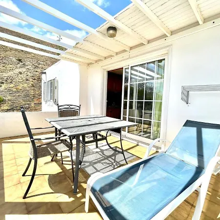 Estupendo apartamento B, con Wifi y vista a Piscina y Oceano Apartamento Playa Blanca (Lanzarote)