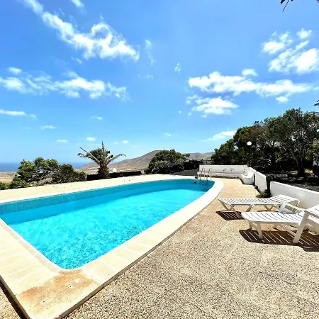 Estupendo Apartamento B, Con Wifi Y Vista A Piscina Y Oceano Playa Blanca (Lanzarote)