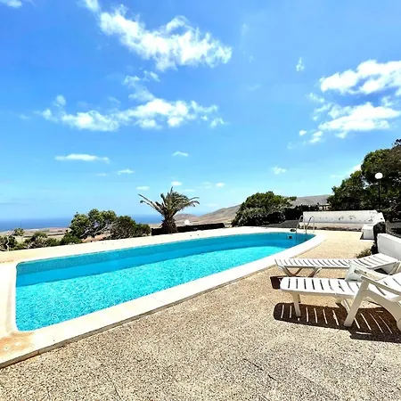 Estupendo Apartamento B, Con Wifi Y Vista A Piscina Y Oceano Appartement Playa Blanca (Lanzarote)